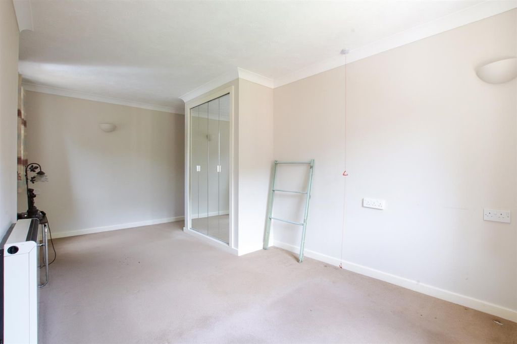 Additional image 8 of 1 bed flat for saleAshley Road, Altrincham WA14