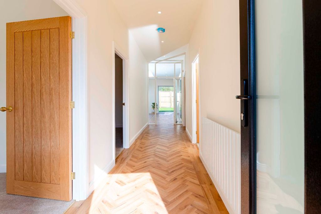 Additional image 6 of 3 bed bungalow for saleTawel Fan, Nelson, Treharris CF46