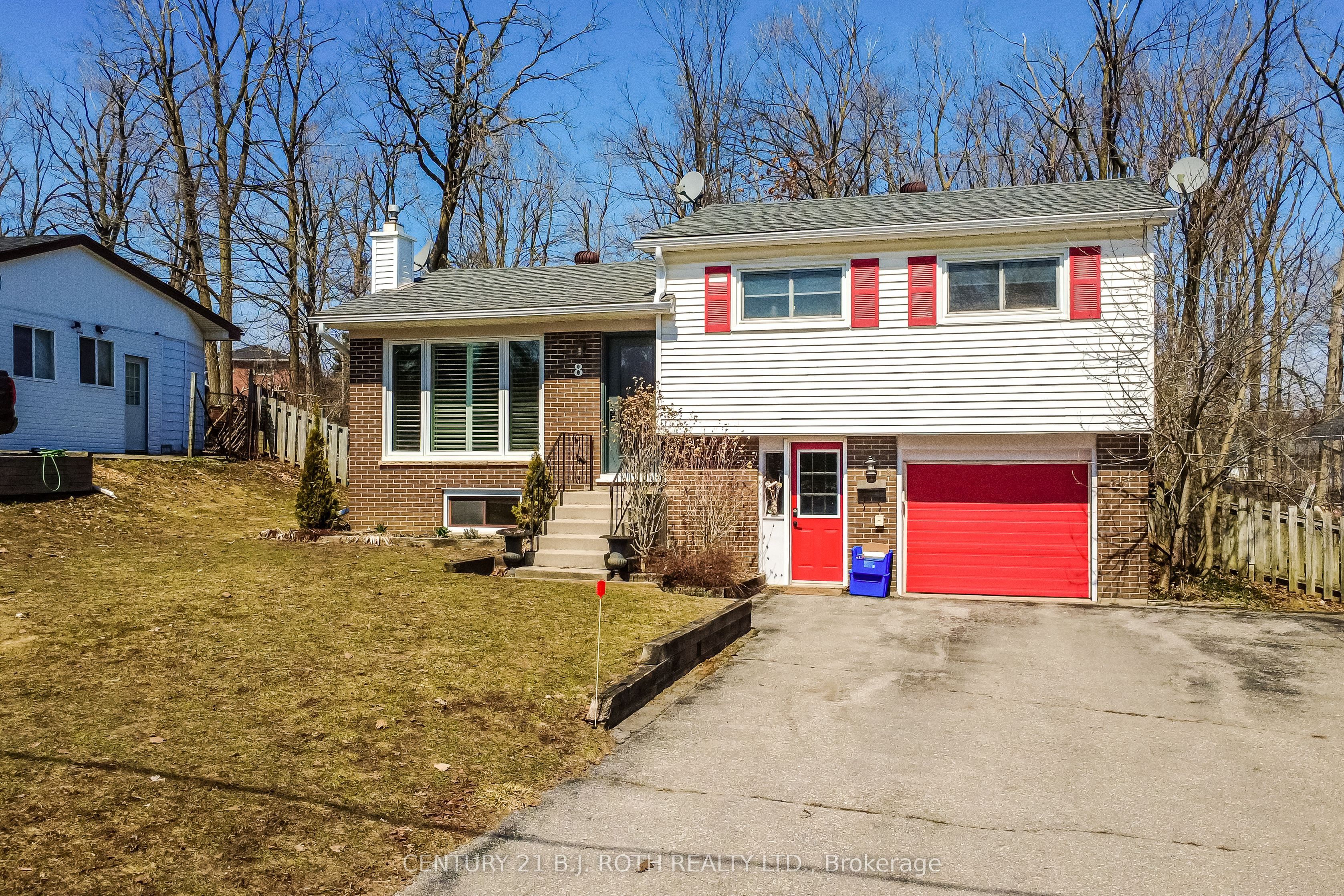Additional image 2 of 8 Sandra Drive, Orillia, ON, L3V 3G7