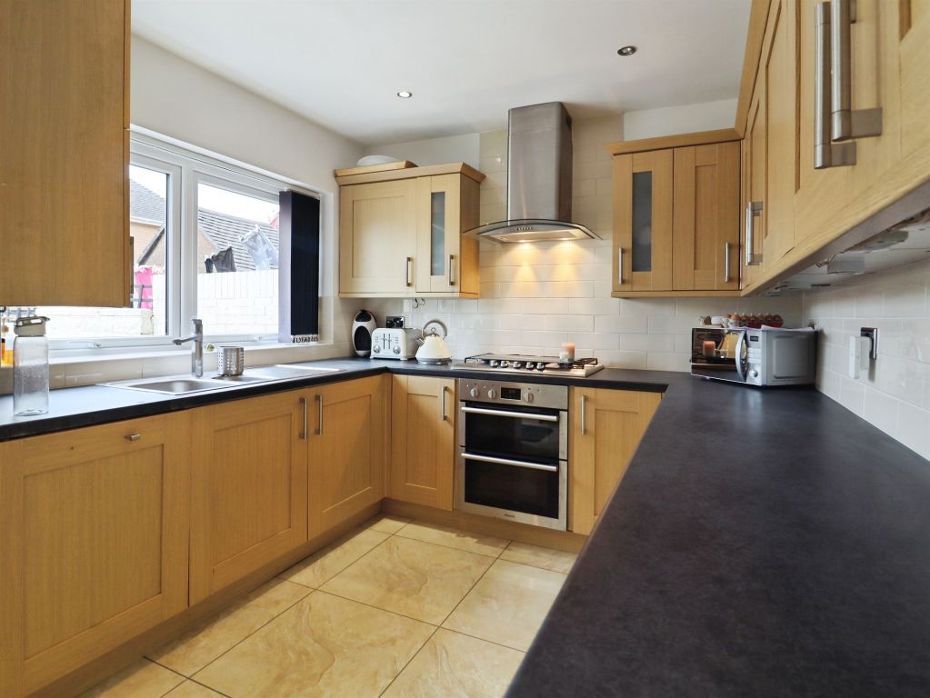 Additional image 11 of 4 bed semi-detached house for saleAxbridge Crescent, Llanrumney, Cardiff CF3