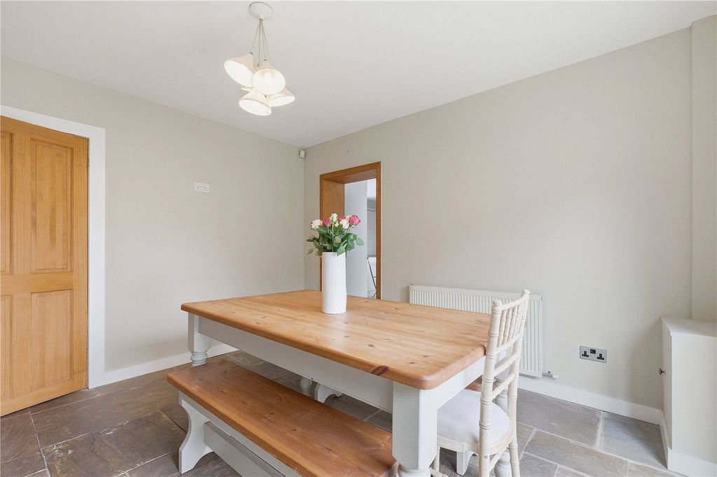 Additional image 8 of 5 bed semi-detached house for saleWestfield Road, Barnoldswick, Lancashire BB18