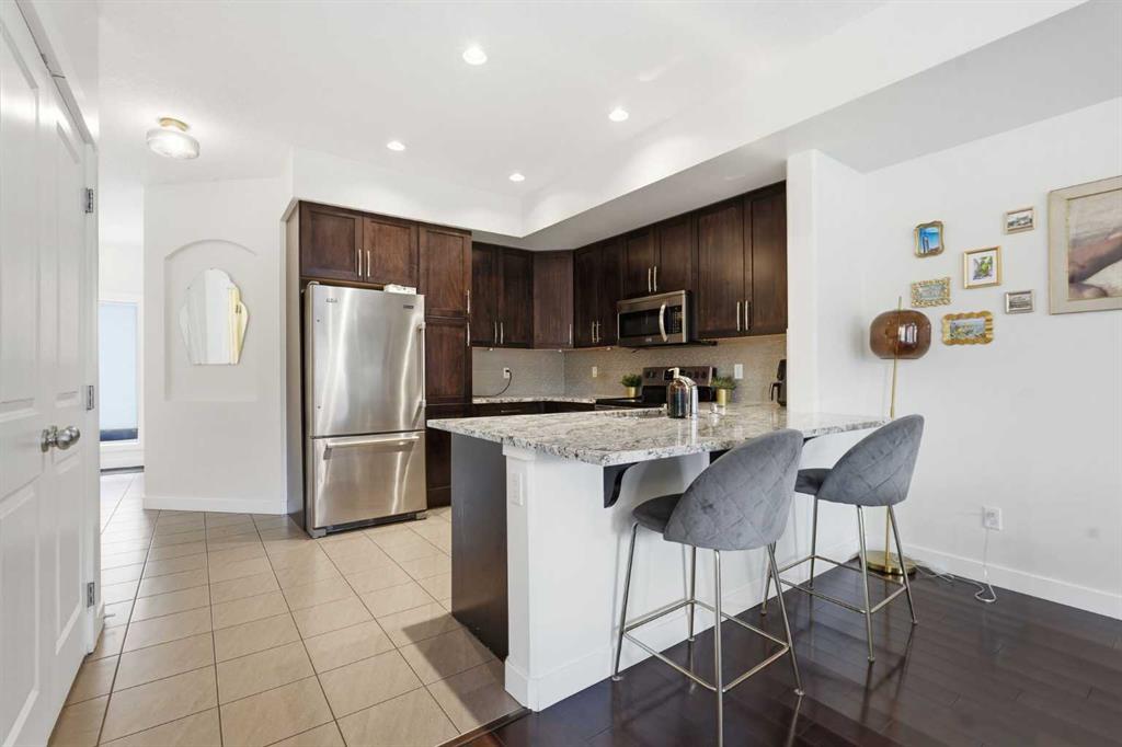 Additional image 4 of 86 Cougar Ridge Landing SW, Calgary, AB, T3H 0X8