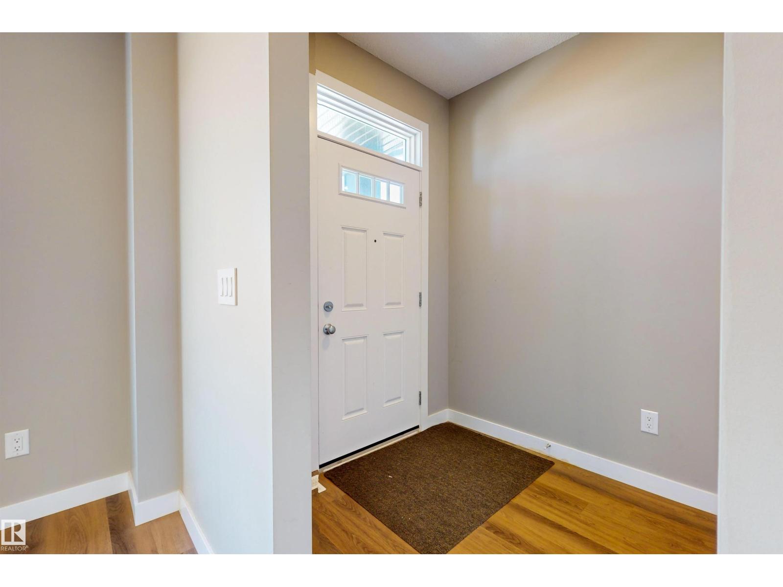 Additional image 3 of 3704 2 Street NW, Edmonton, AB, T6T2L8
