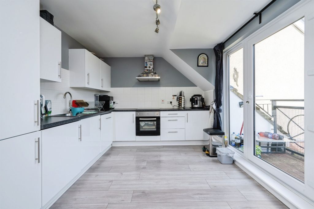 Additional image 9 of 2 bed flat for salePalgrave Road, Bedford MK42