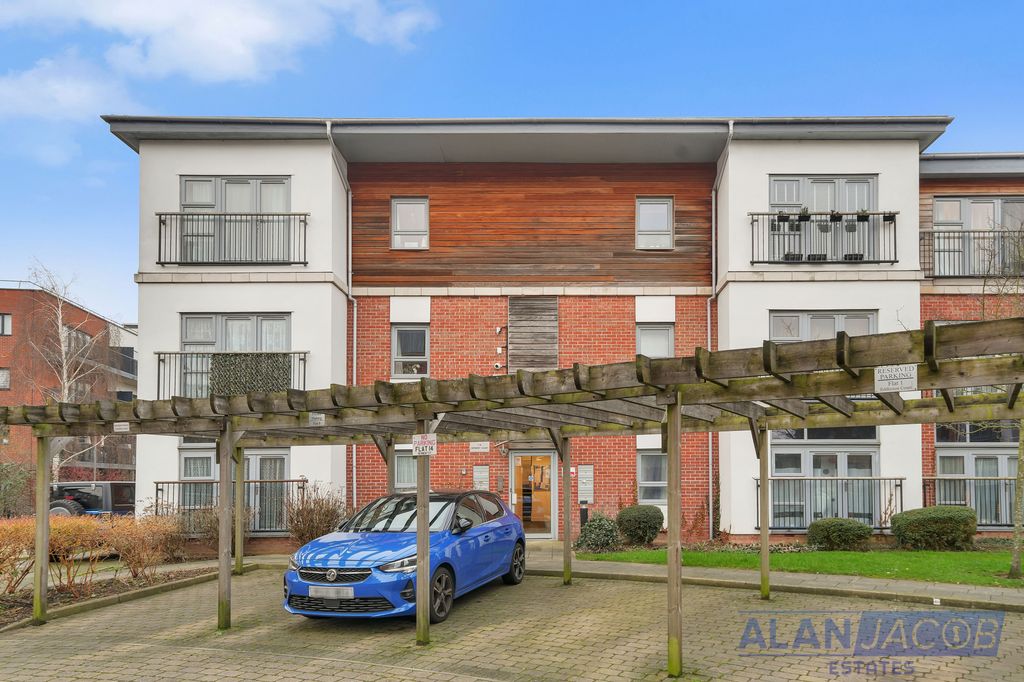 Additional image 14 of 2 bed flat for saleDerwent Court, Riverside Close, Romford RM1