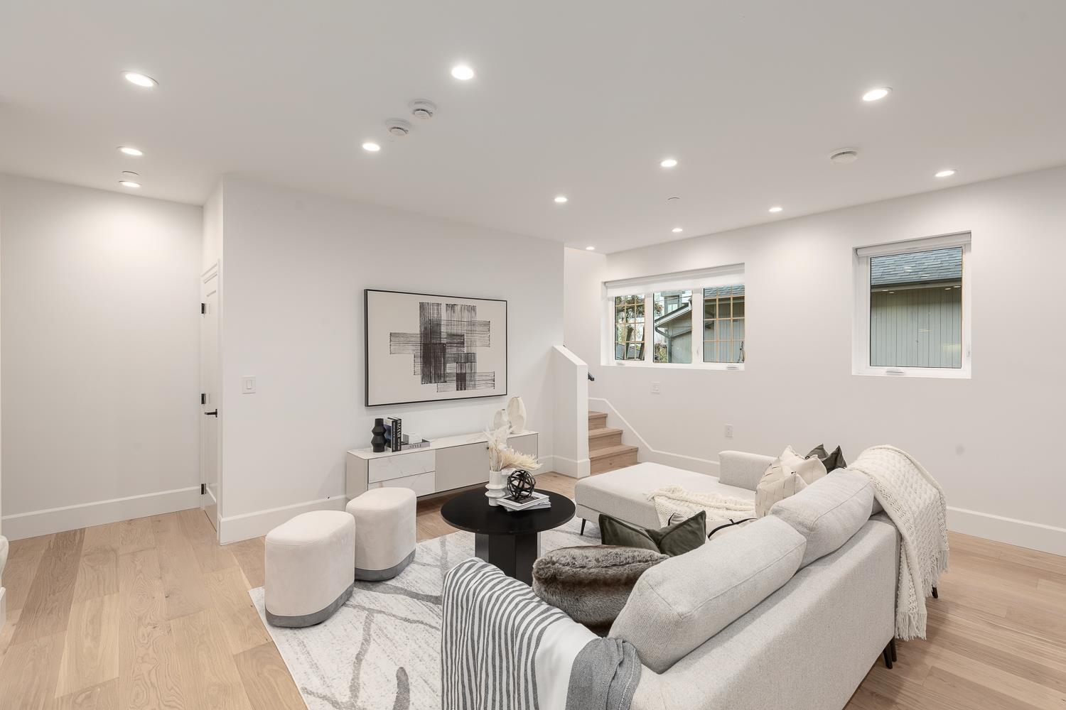 Additional image 4 of 855 19th Avenue E, Vancouver, BC, V5V 1K6