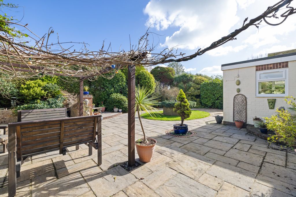 Additional image 20 of 3 bed detached house for salePriory Close, Aldwick Bay Estate, Aldwick, Bognor Regis, West Sussex PO21