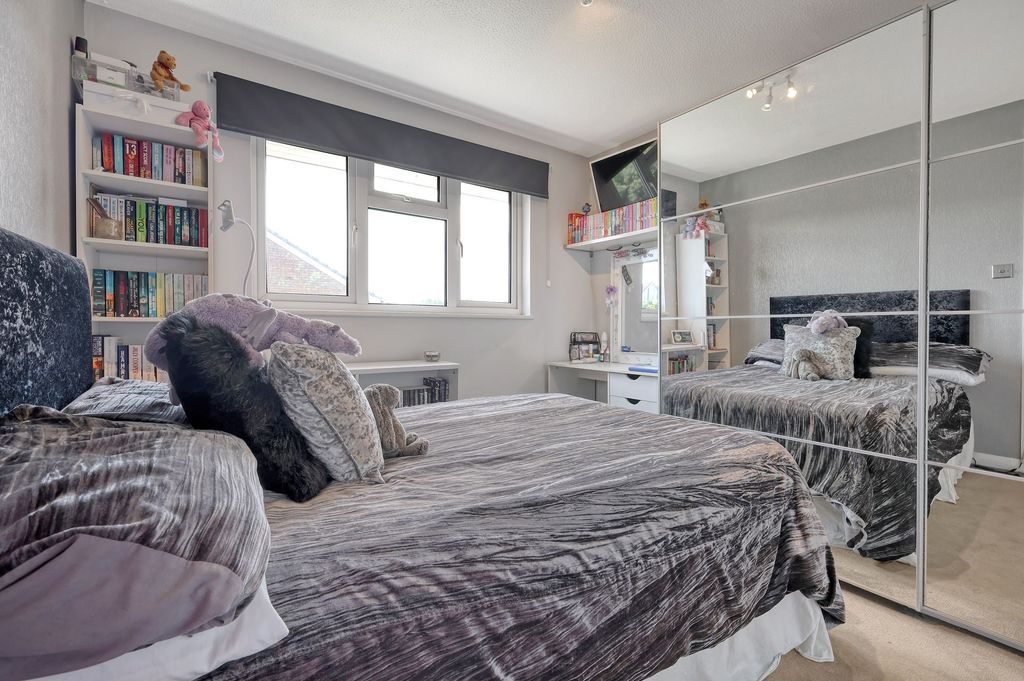 Additional image 7 of 4 bed detached house for saleBrathertons Court, Billericay CM12