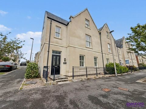 Taurus St, Plymouth PL9