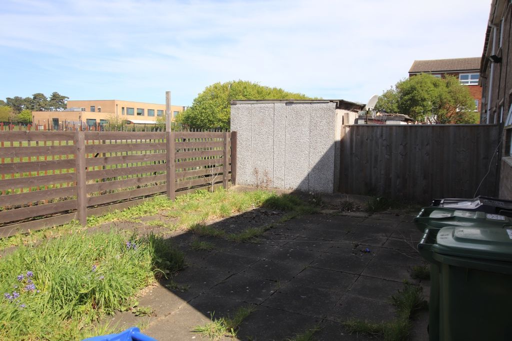 Additional image 9 of 1 bed flat for saleEskdale Way, Grimsby DN37