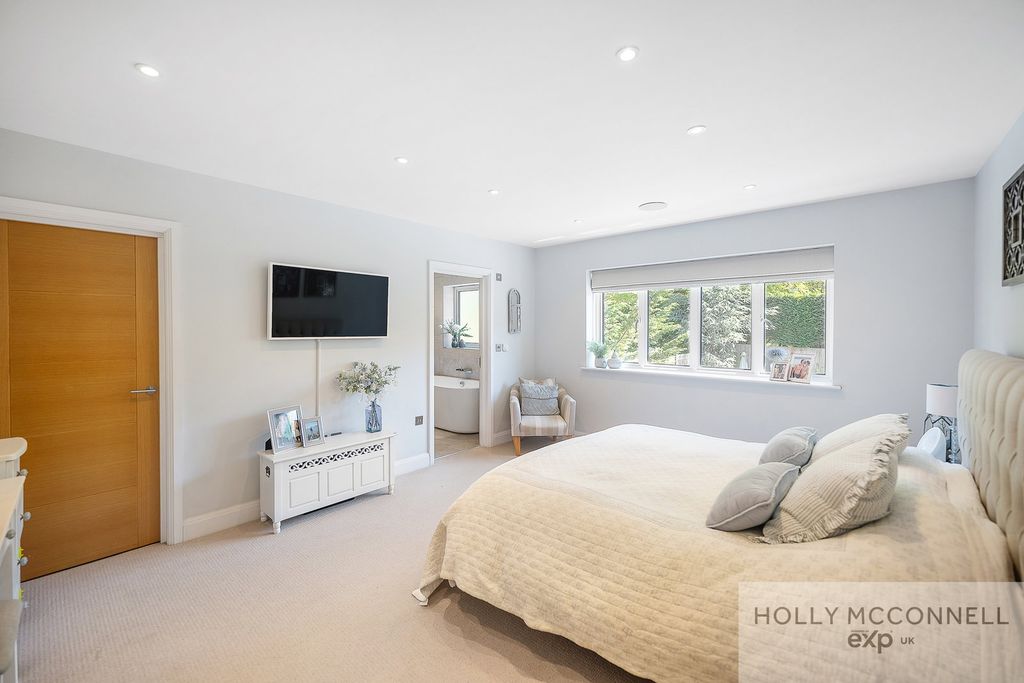 Additional image 16 of 6 bed detached house for saleBird In Hand Lane, Bromley BR1