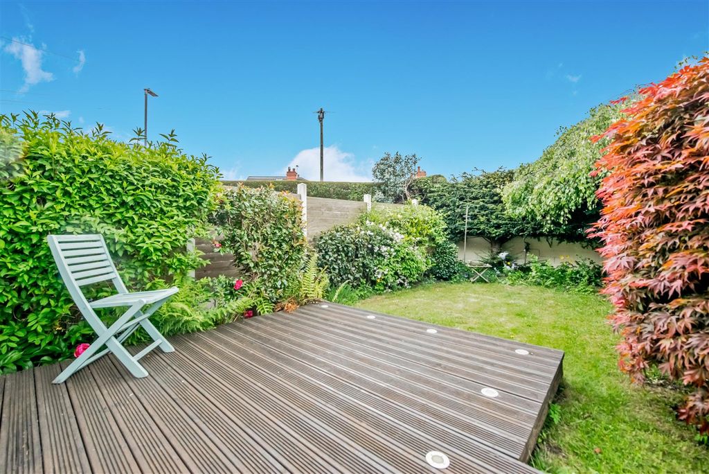 Additional image 14 of 3 bed semi-detached house for saleLeysholme View, Wortley, Leeds LS12