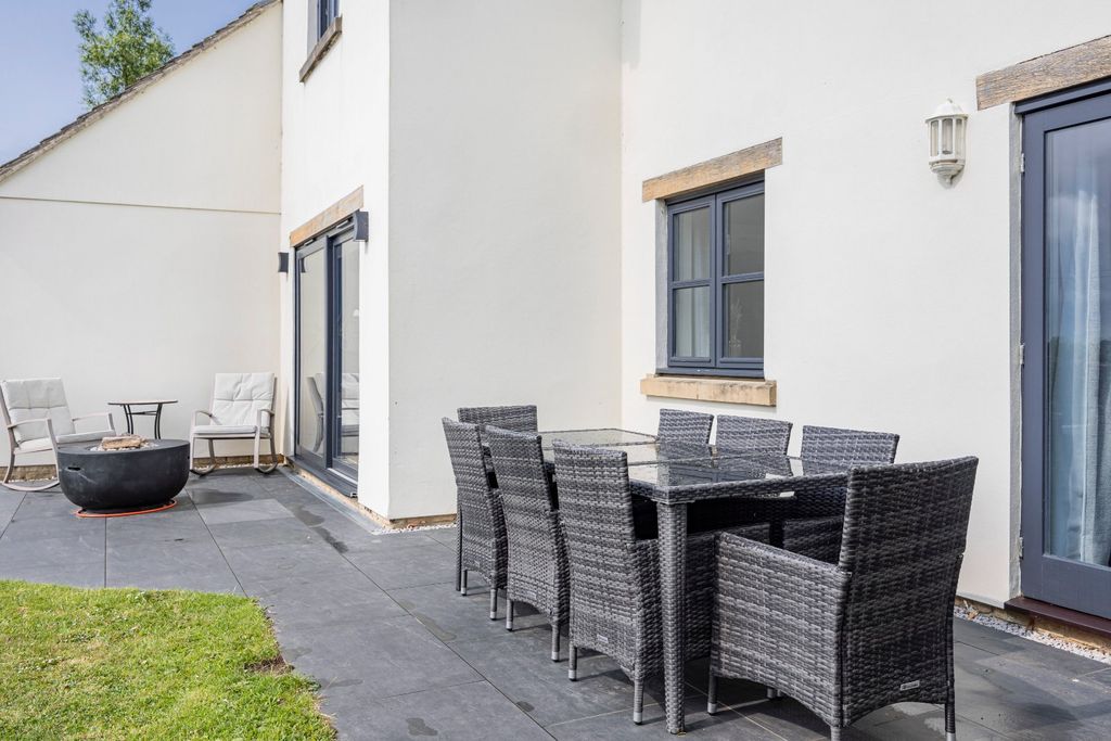 Additional image 8 of 4 bed detached house for saleBeaufort View, Luckington, Chippenham, Wiltshire SN14