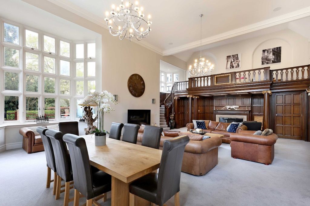 Additional image 2 of 4 bed detached house for saleQueen Elizabeth Crescent, Beaconsfield, Buckinghamshire HP9