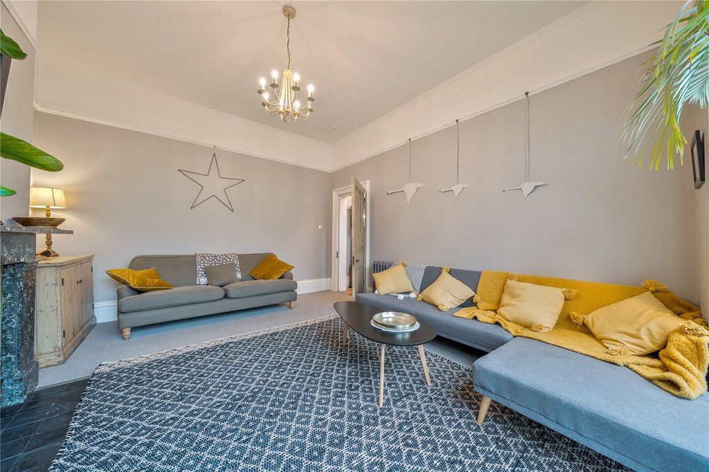 Additional image 8 of 5 bed semi-detached house for saleWest Street, Bourne, Lincolnshire PE10