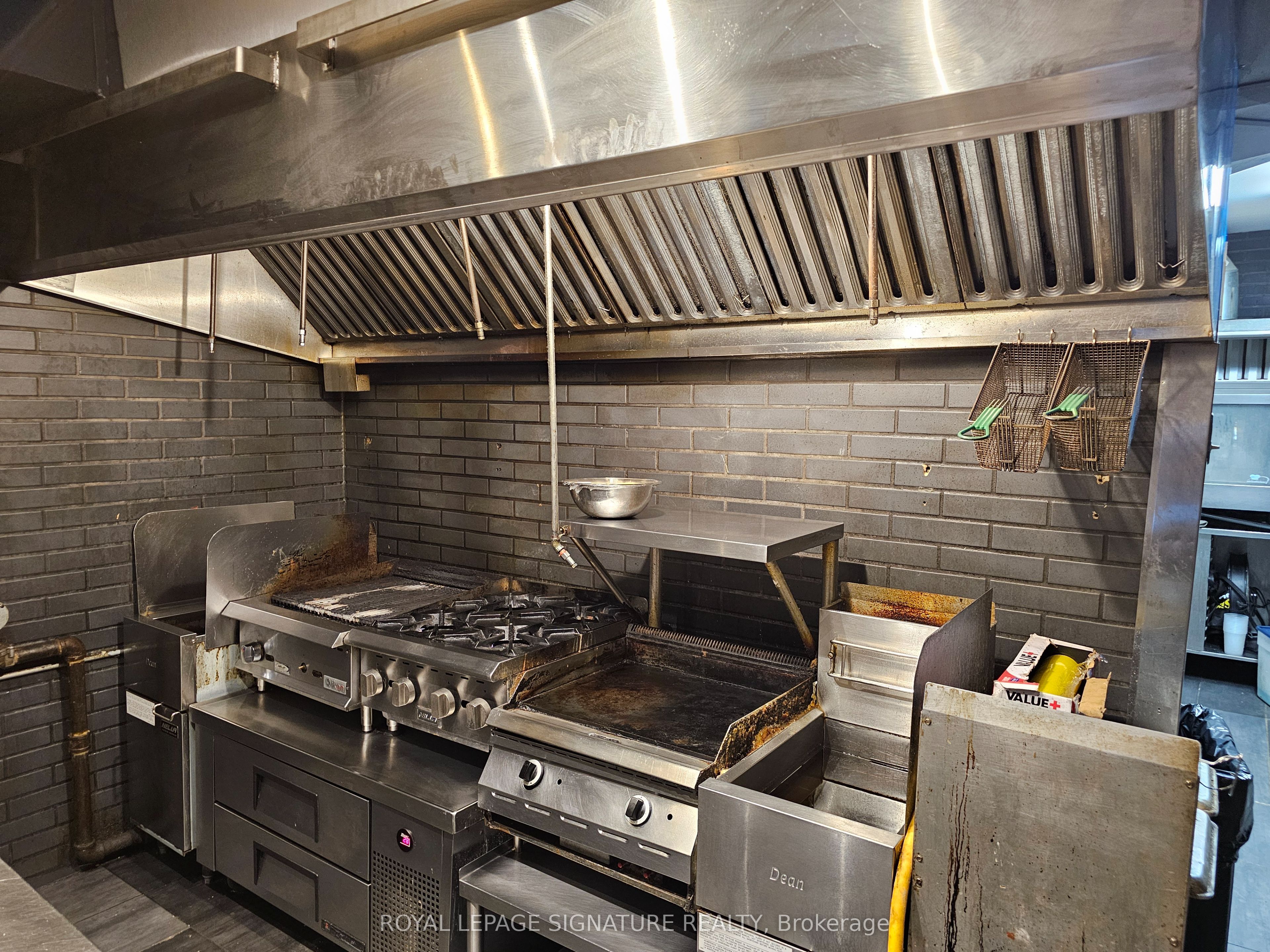 Additional image 6 of 780 Queen Street E, Toronto, ON, M4M 1H4