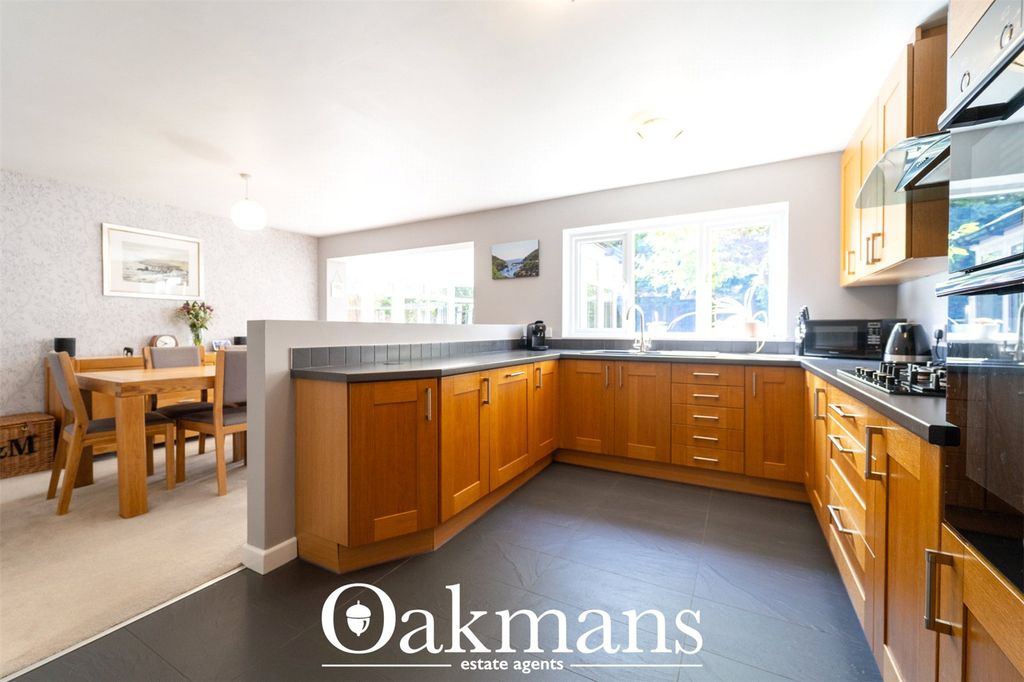 Additional image 6 of 5 bed detached house for saleDarbys Hill Road, Tividale, Oldbury, West Midlands B69