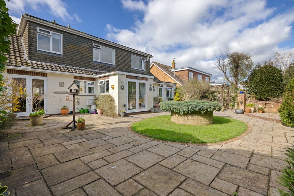 Additional image 2 of 3 bed detached house for salePriory Close, Aldwick Bay Estate, Aldwick, Bognor Regis, West Sussex PO21