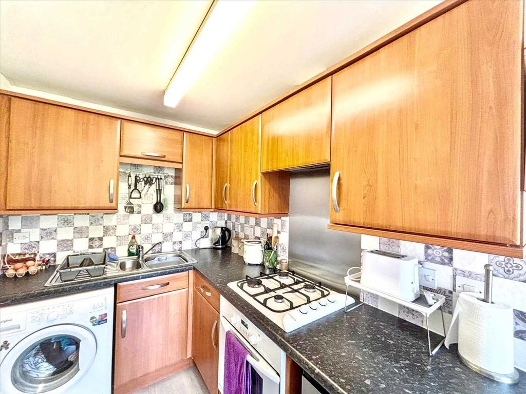 Additional image 10 of 2 bed flat for saleMillers Way, Kirkby In Ashfield NG17