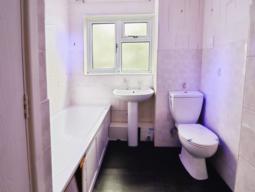 Additional image 10 of 2 bed flat for saleOxwich Close, Cardiff CF5