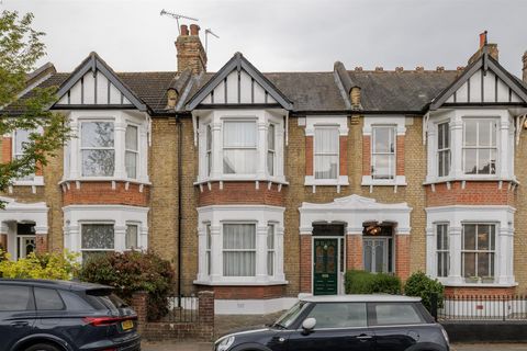 Dover Road, Aldersbrook E12