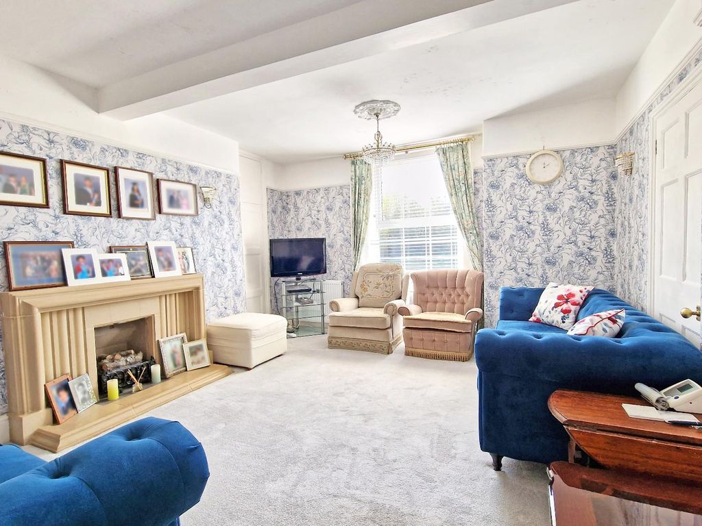 Additional image 9 of 6 bed detached house for saleFringford Road, Caversfield, Bicester OX27