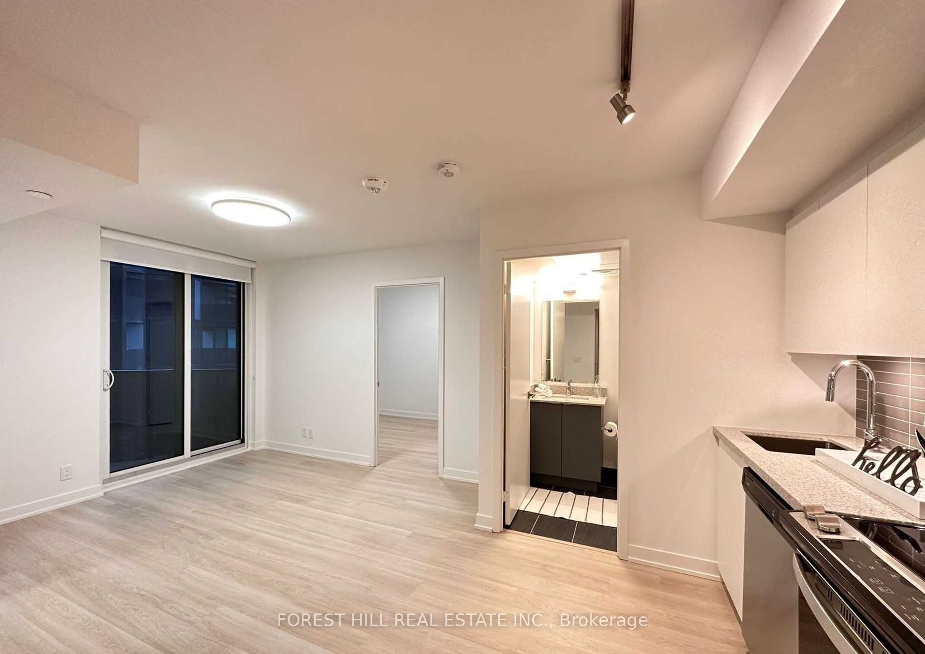 Additional image 4 of 302-30 Tretti Way, Toronto, ON, M3H 0E3