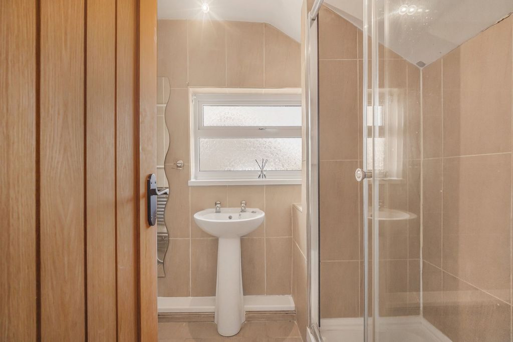 Additional image 19 of 3 bed semi-detached bungalow for saleForest Avenue, Cefn Hengoed, Hengoed CF82