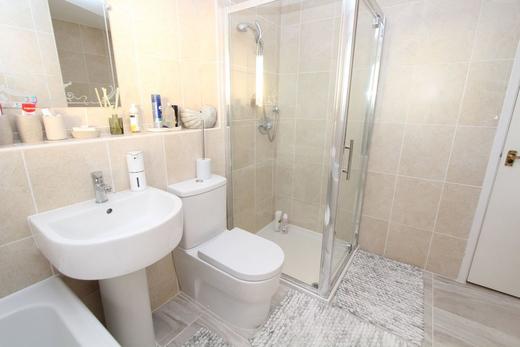 Additional image 22 of 3 bed detached house for saleFernhurst Drive, Pensnett, Brierley Hill DY5