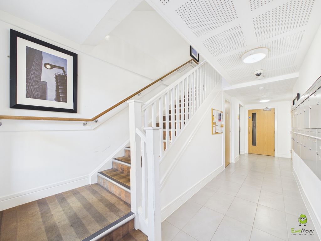 Additional image 4 of 2 bed flat for saleWeir Road, Bexley, Kent DA5