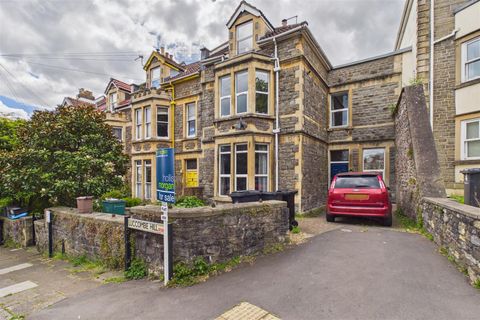 Luccombe Hill, Redland BS6
