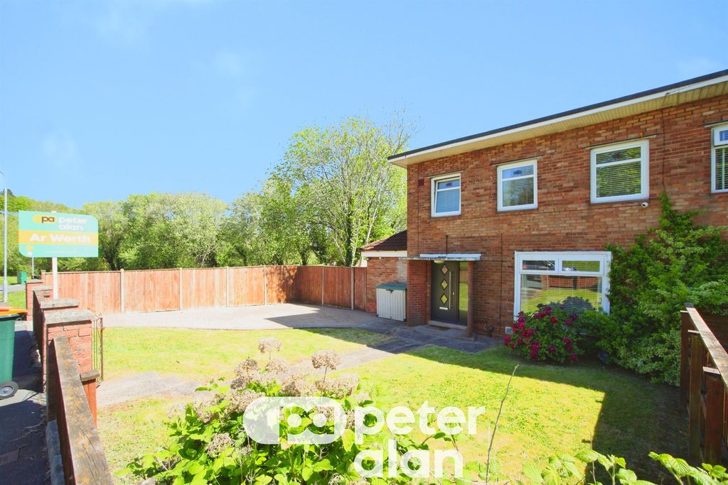Additional image 2 of 3 bed semi-detached house for saleShakespeare Crescent, Newport NP20