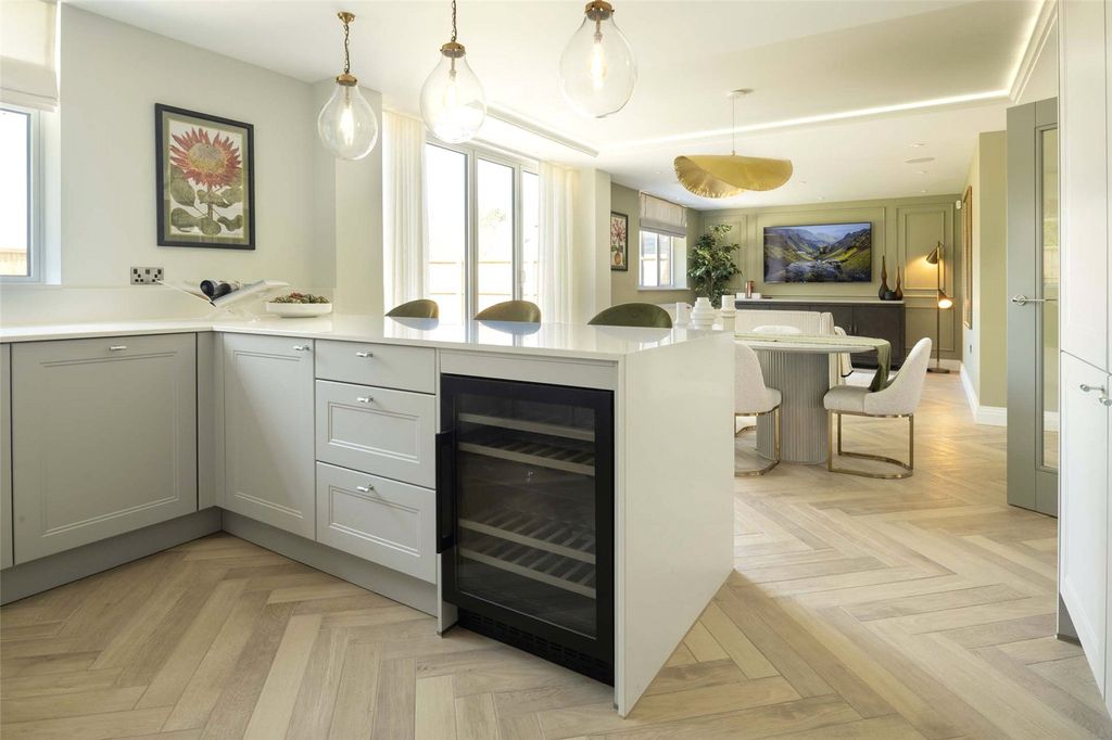 Additional image 5 of 4 bed detached house for saleConquerors Gate, North Trade Road, Battle, East Sussex TN33
