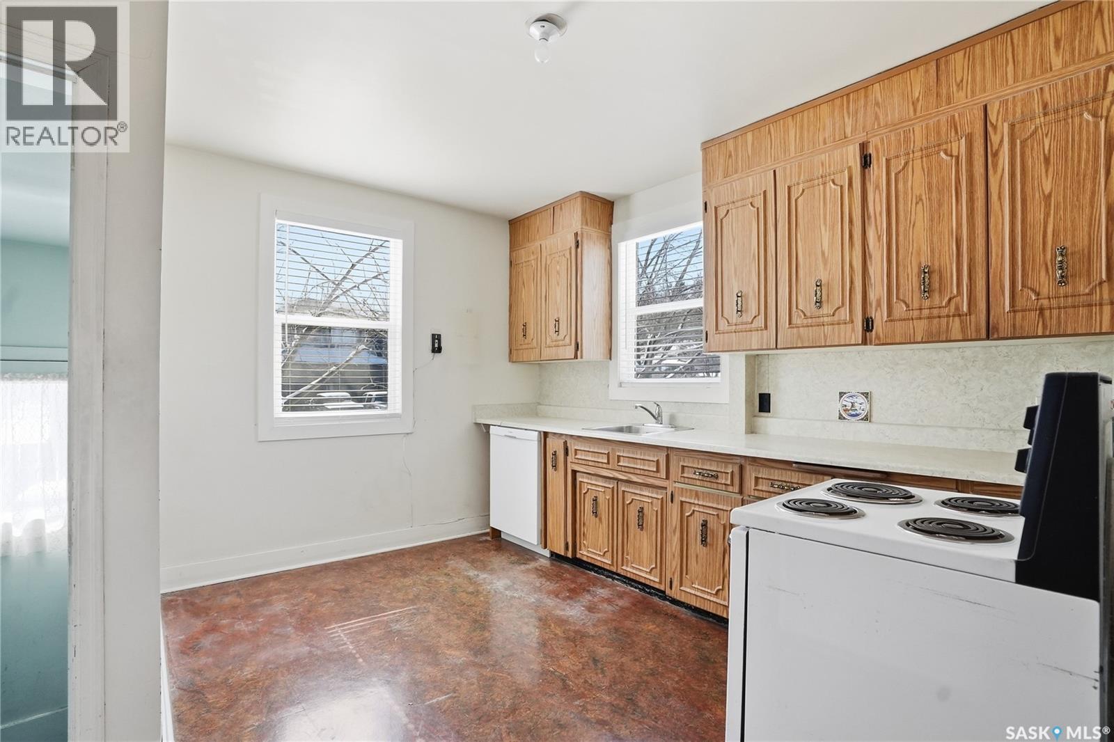 Additional image 6 of 320 Mckinnon Avenue S, Saskatoon, SK, S7N1J6