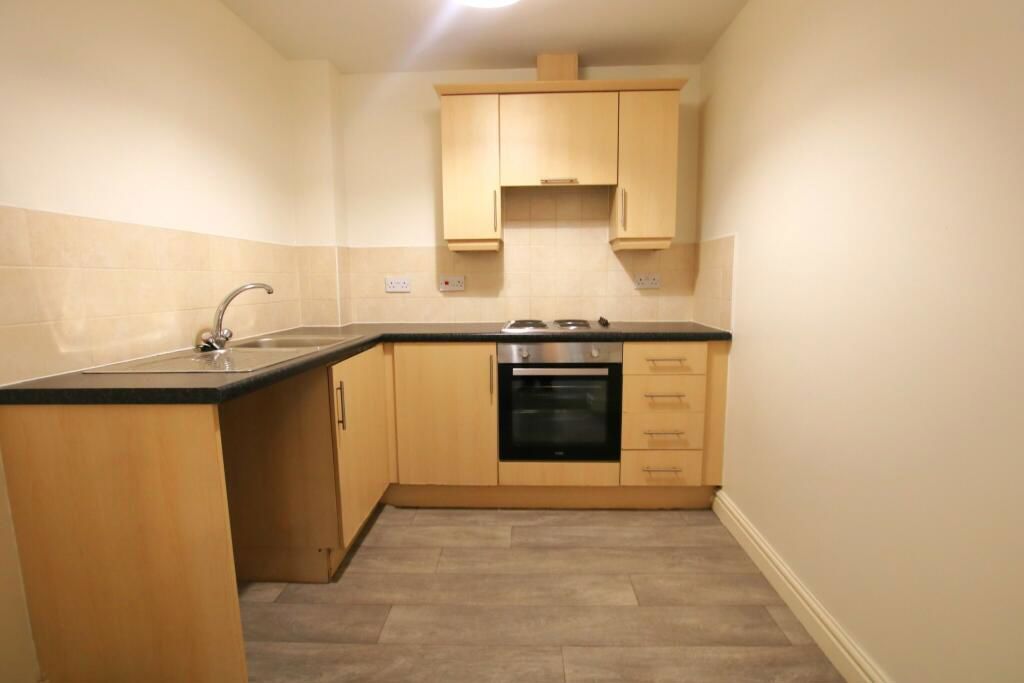 1 bed flat for salePreston New Road, Blackburn BB2 photo 4