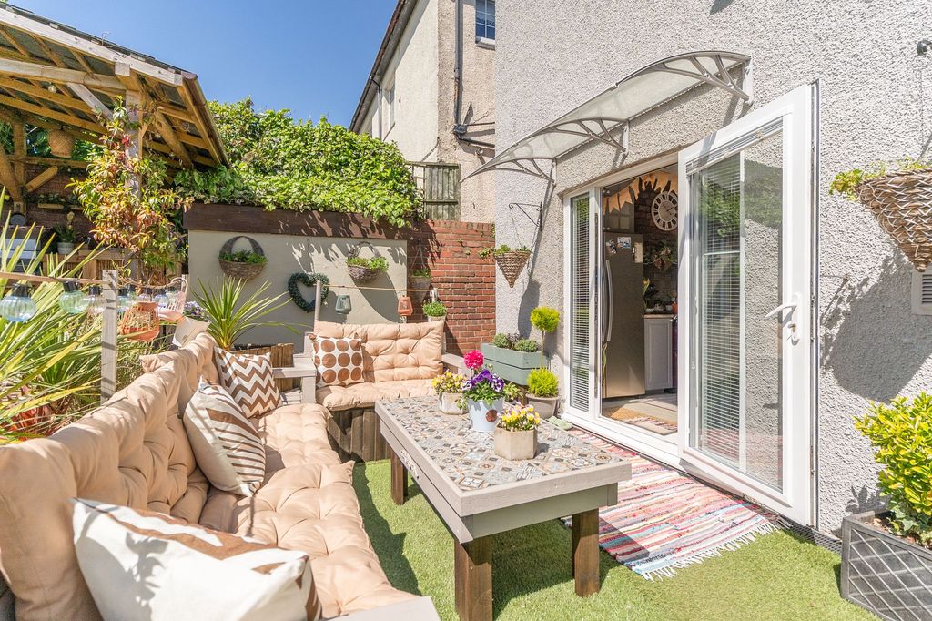 Additional image 45 of 4 bed semi-detached house for saleLlwynderi Road, Newport NP20