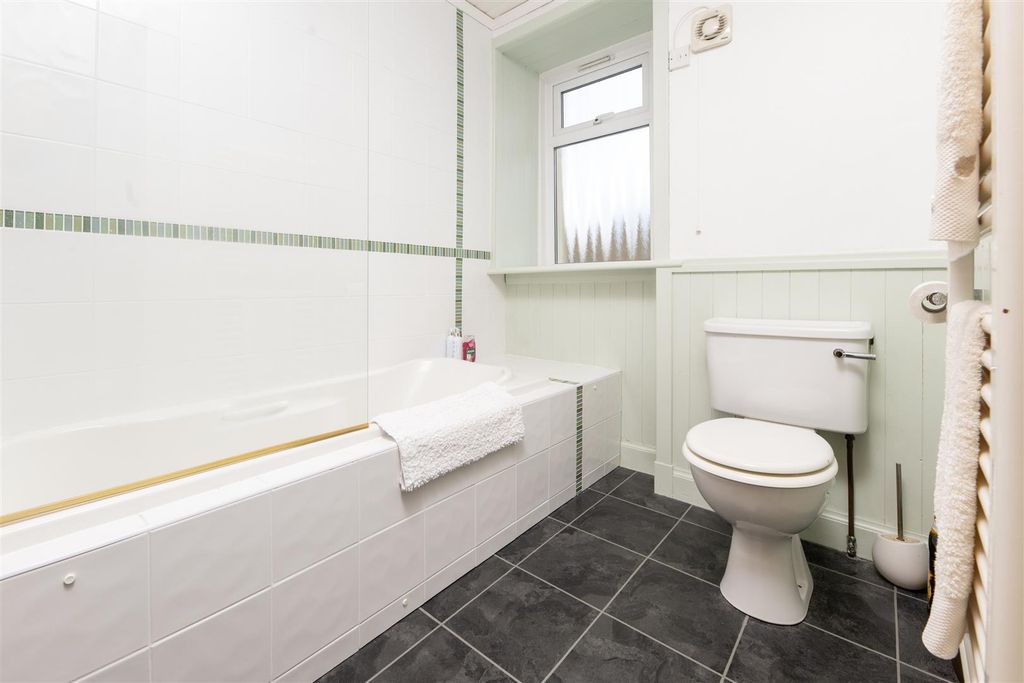 Additional image 9 of 1 bed flat for sale1 Temple View, Croyard Road, Beauly IV4