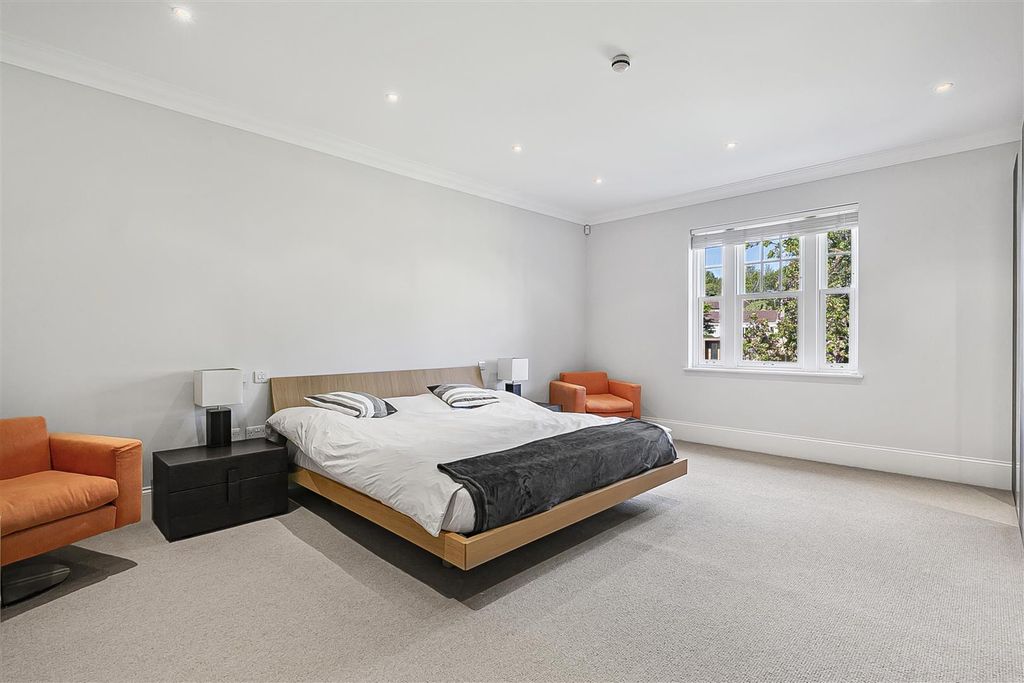 Additional image 21 of 6 bed detached house for saleSubstantial 6200Sqft Family Home, Broxbourne EN10