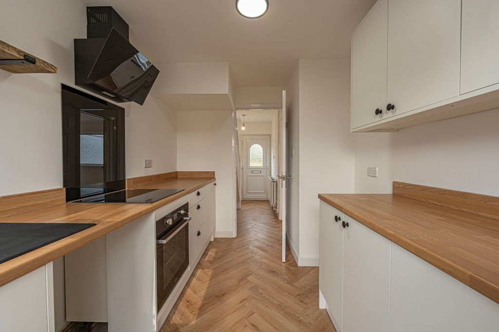 Additional image 6 of 3 bed semi-detached house for saleShelley Close, Caldicot NP26