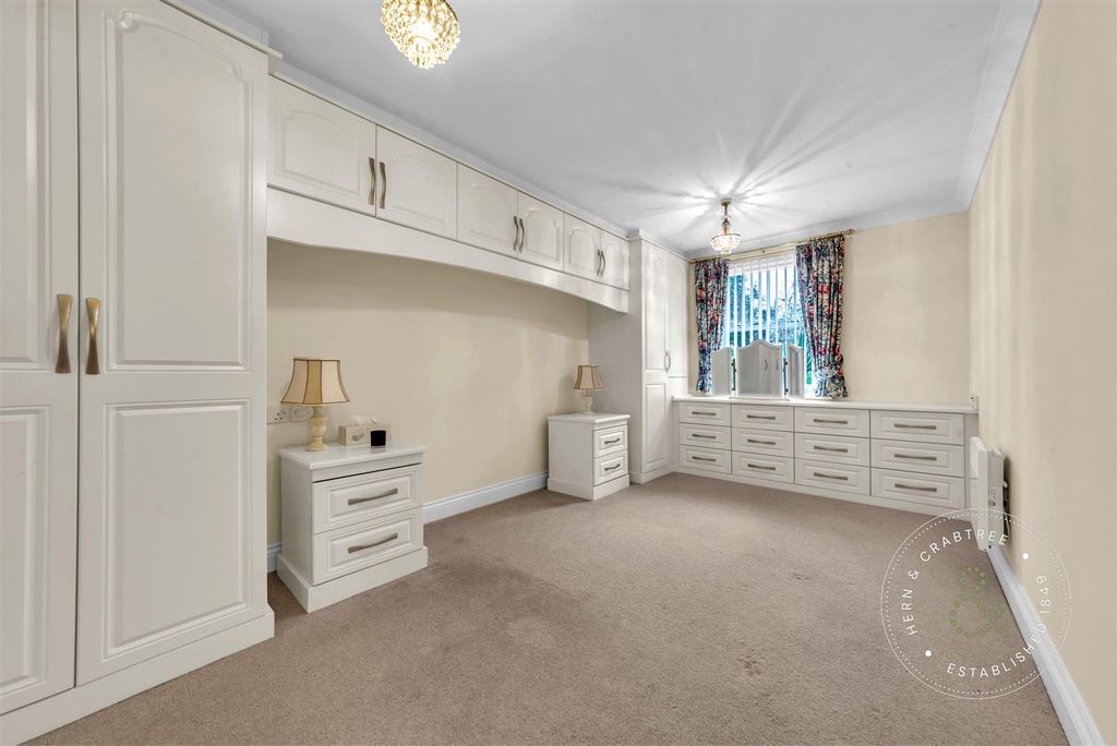 Additional image 7 of 2 bed flat for saleCwrt Pegasus, Cardiff Road, Llandaff, Cardiff CF5
