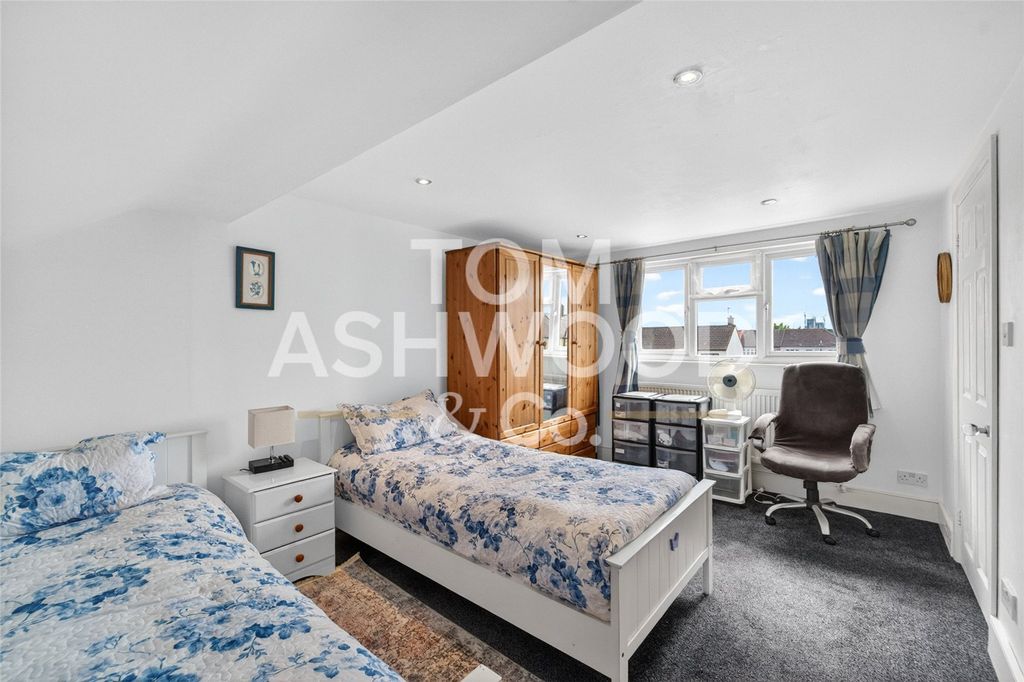 Additional image 16 of 4 bed terraced house for saleWestrow Drive, Leftley Estate, Barking IG11