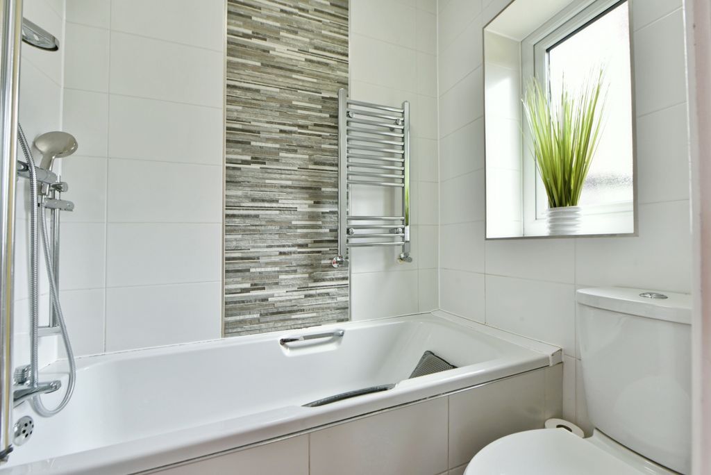 Additional image 23 of 4 bed semi-detached house for saleMarkland Hill Lane, Bolton BL1