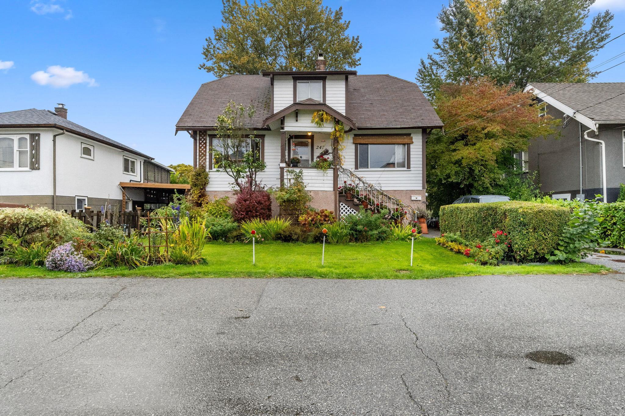 247 Wood Street, New Westminster, BC, V3M 5K5
