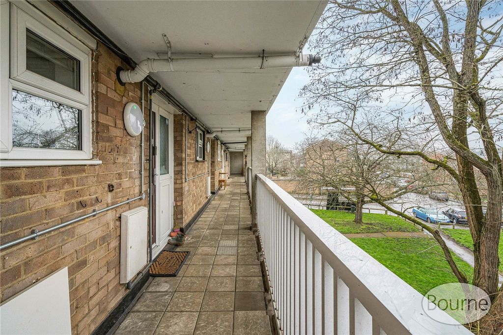 Additional image 16 of 2 bed flat for saleColliers Close, Goldsworth Park, Woking, Surrey GU21