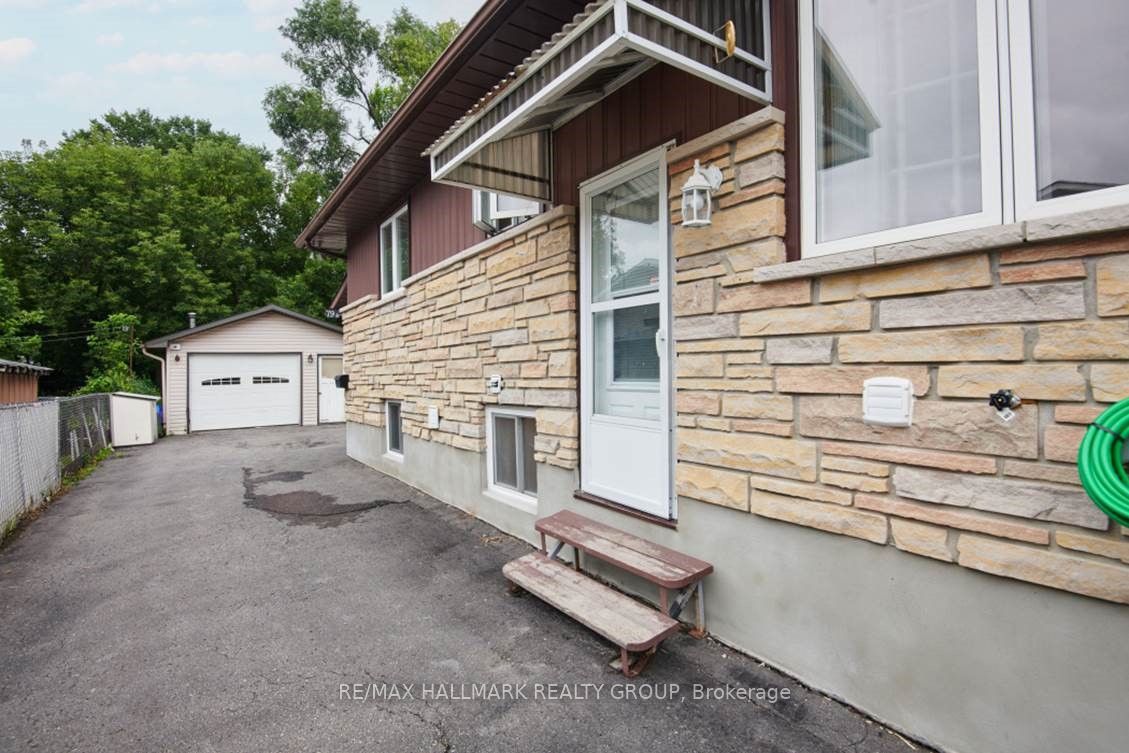 Additional image 3 of B-79 Jolliet Avenue, Ottawa, ON, K1L 5H1