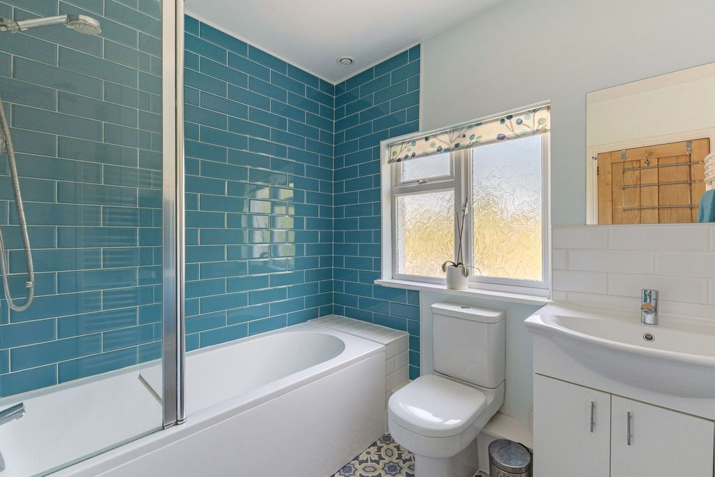 Additional image 6 of 5 bed detached house for saleAckender Road, Alton GU34