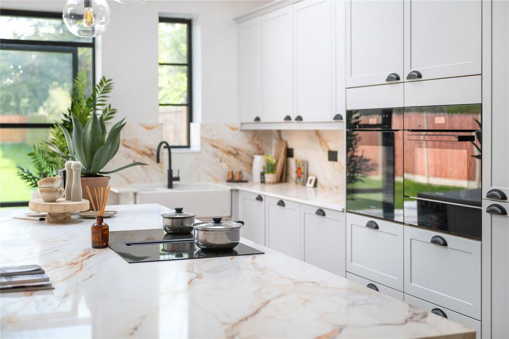 Additional image 18 of 6 bed semi-detached house for saleQueens Road, Beckenham BR3