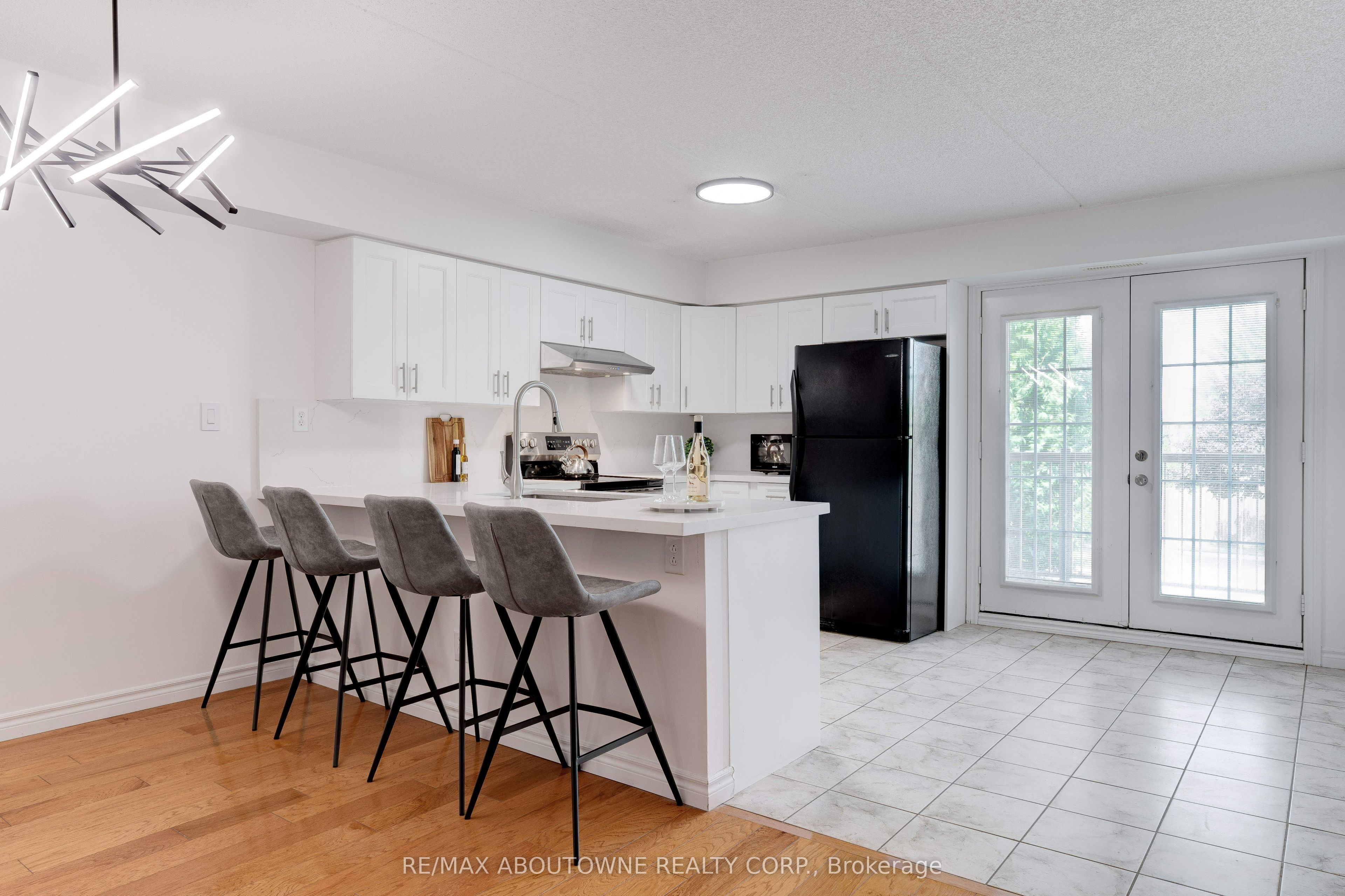 Additional image 5 of 212-1460 Bishops Gate, Oakville, ON, L6M 4N5