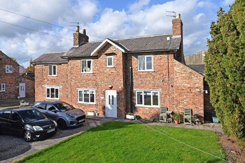 Rowes Cottage B, Stockton Lane, York YO32