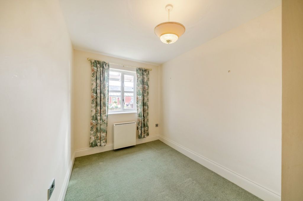 Additional image 6 of 2 bed flat for saleCarleton Road, Skipton, UK BD23